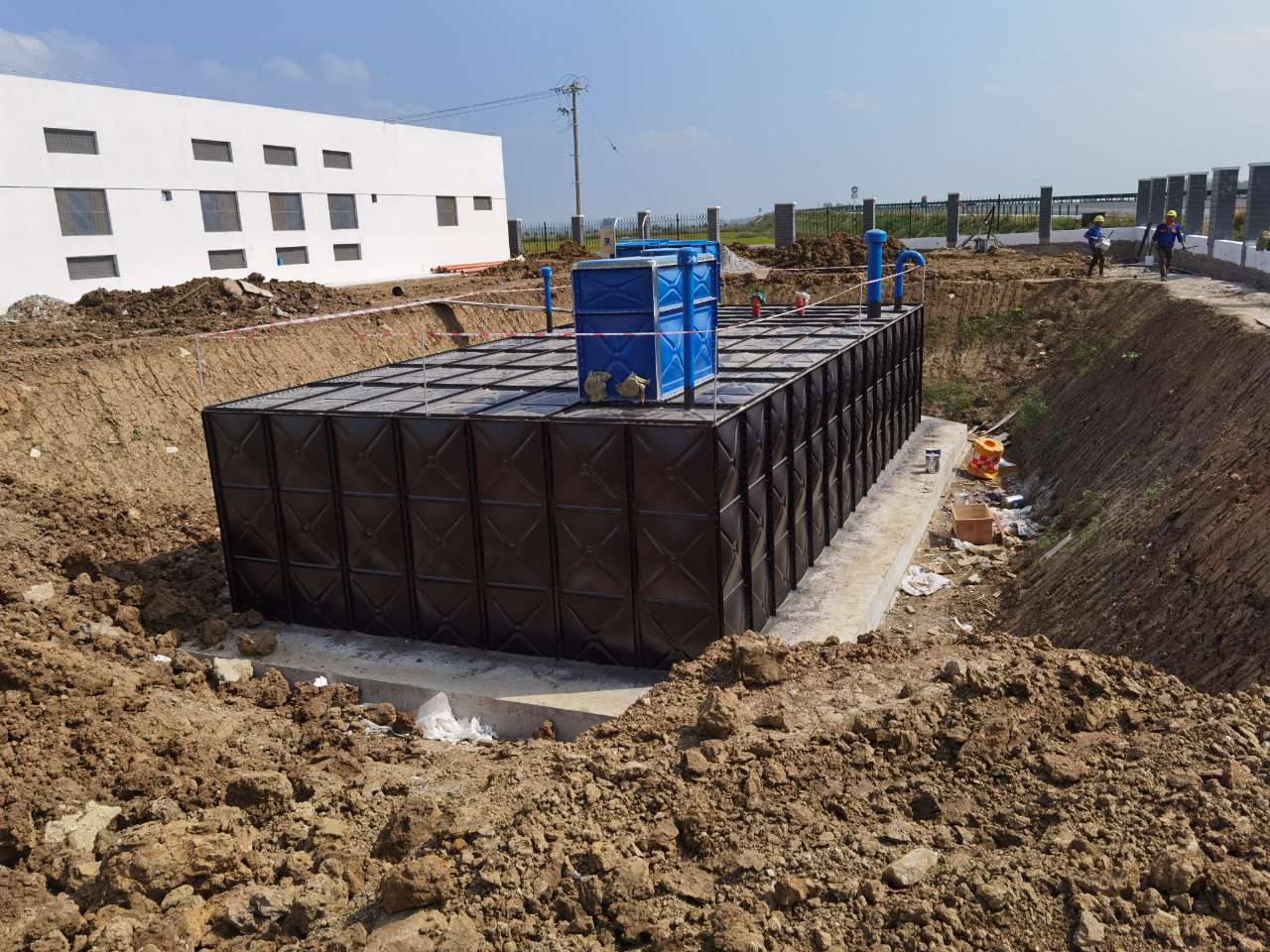 Waar moet aandacht aan worden besteed nadat de BDF -geassembleerde watertank is geïnstalleerd